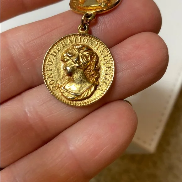 ❤️Vintage gold coin earrings (solid)❤️ - Picture 4 of 7